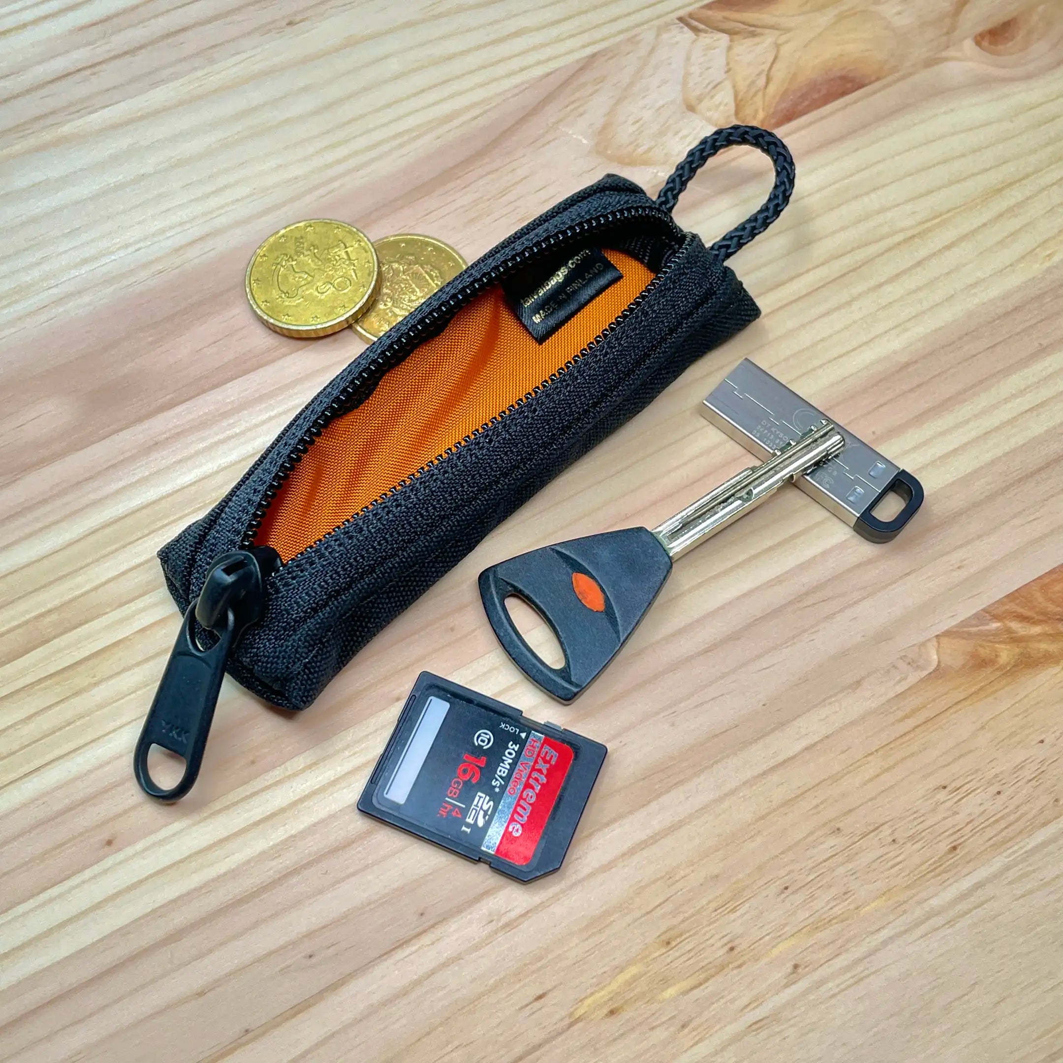 Tiny Pocket